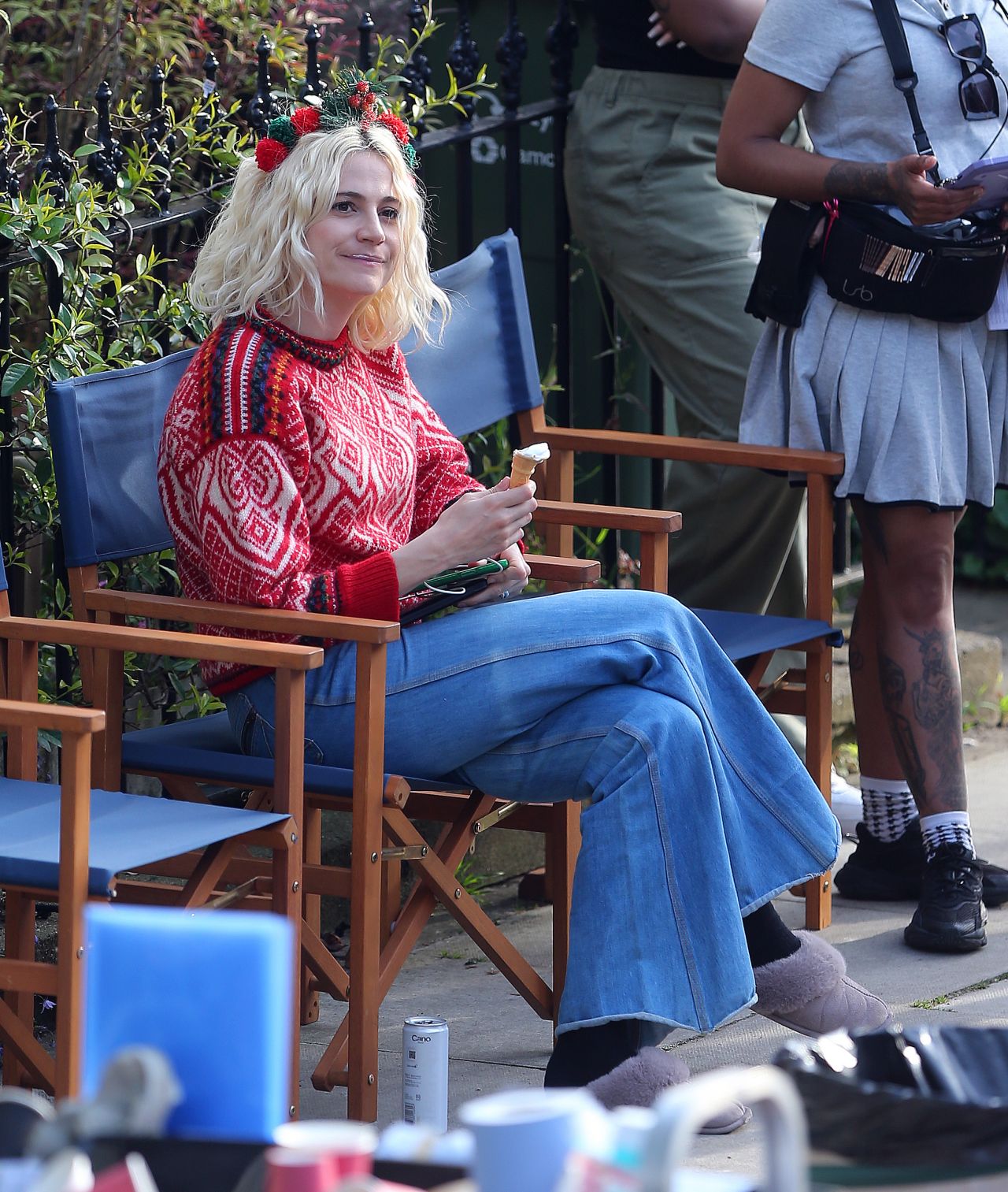 Pixie Lott Enjoys Ice Cream Break on a Hot Day in North London6